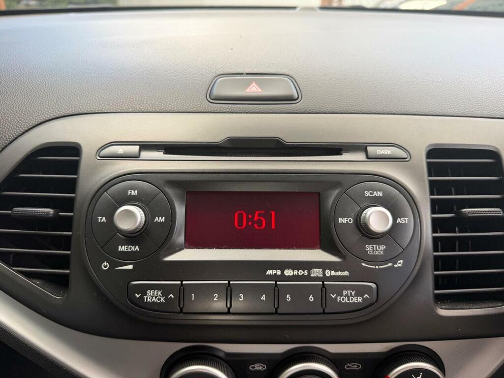 Kia Picanto 1.0 1 Hatchback Euro 5 68 Bhp White #39