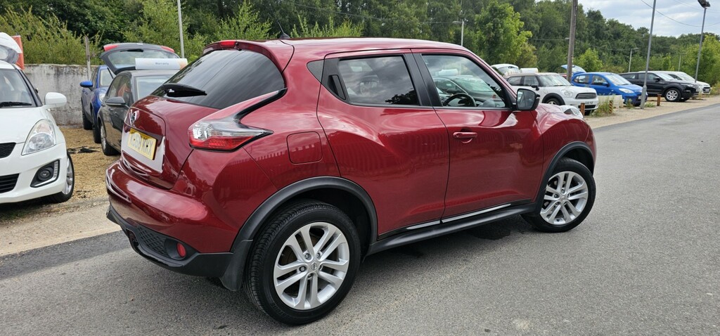 Nissan Juke Suv 1.5 Dci Bose Personal Edition 2018 KU68KKX Red #3