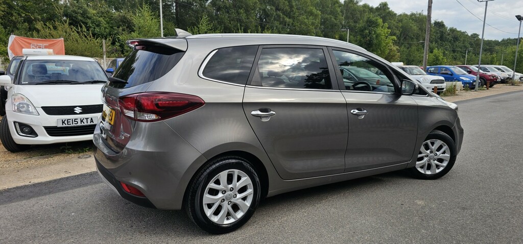 Kia Carens Mpv 1.7 Crdi 2 2017 Silver #3