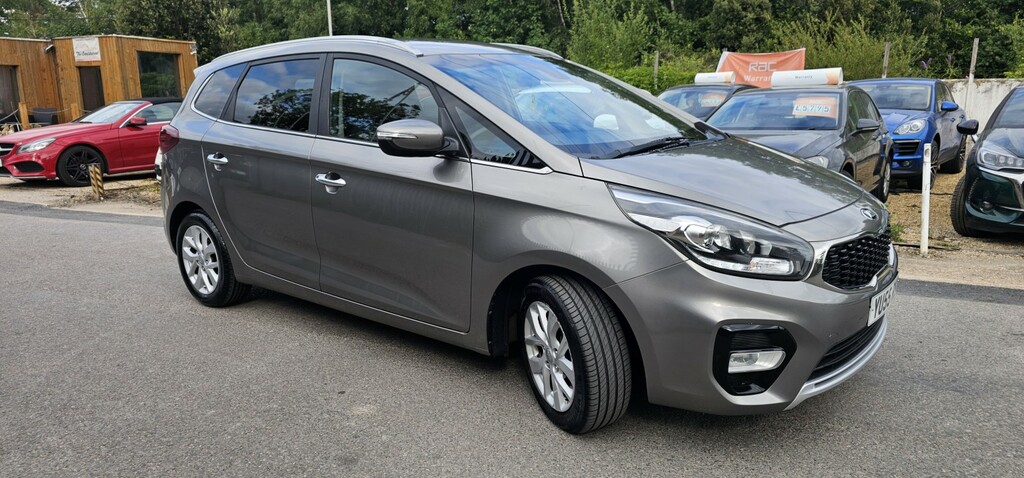 Kia Carens Mpv 1.7 Crdi 2 2017 Silver #2