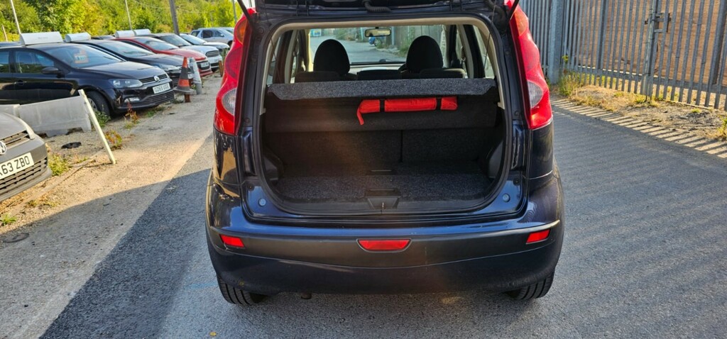 Nissan Note 1.6 16V Tekna Hatchback Euro 4 11 Black #14