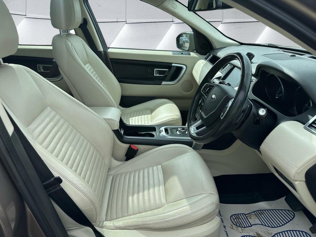 Land Rover Discovery Sport 2L Hse Black #10