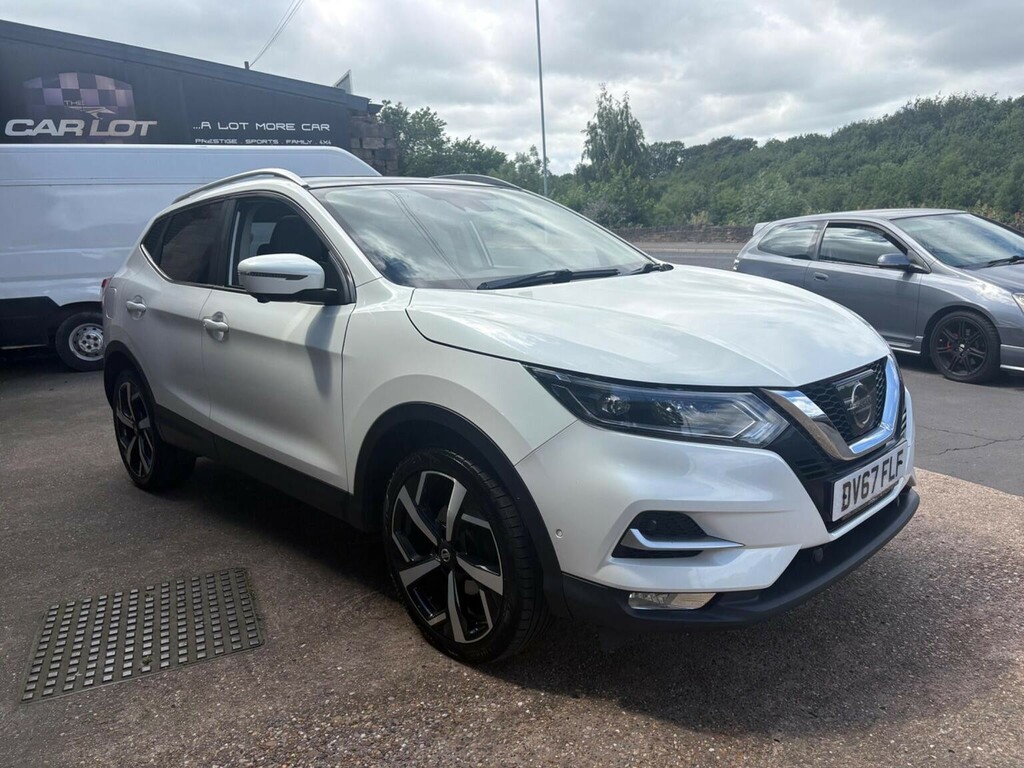 Nissan Qashqai Suv 1.5 Dci Tekna Euro 6 Ss 201767 DV67FLF White #2
