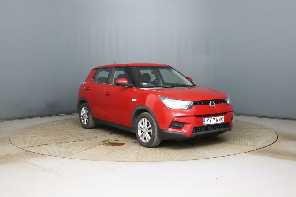 SsangYong Tivoli 1.6 E-xgi Se Euro 6 Ss Red