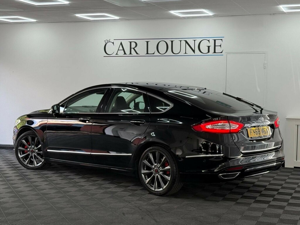 Ford Mondeo 2.0 Tdci Vignale Powershift Euro 6 Ss Black #4