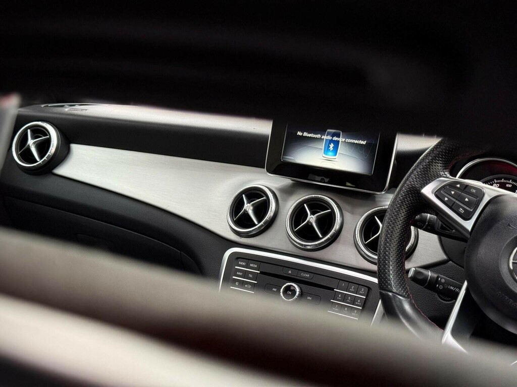 Mercedes-Benz CLA Class 2.1 Cla220d Amg Line Shooting Brake 7G-dct Euro 6 Black #4