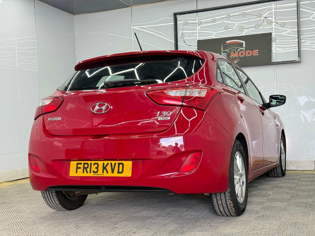 Hyundai I30 1.6 Crdi Active Euro 5 Red #6