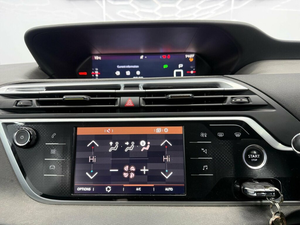 Citroen Grand C4 Picasso 1.6 Bluehdi 100 Touch Edition Red #31
