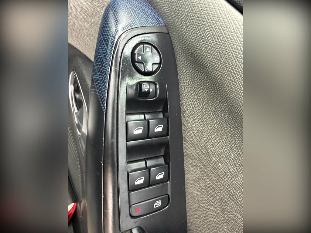 Citroen Grand C4 Picasso 1.6 Bluehdi 100 Touch Edition Red #42