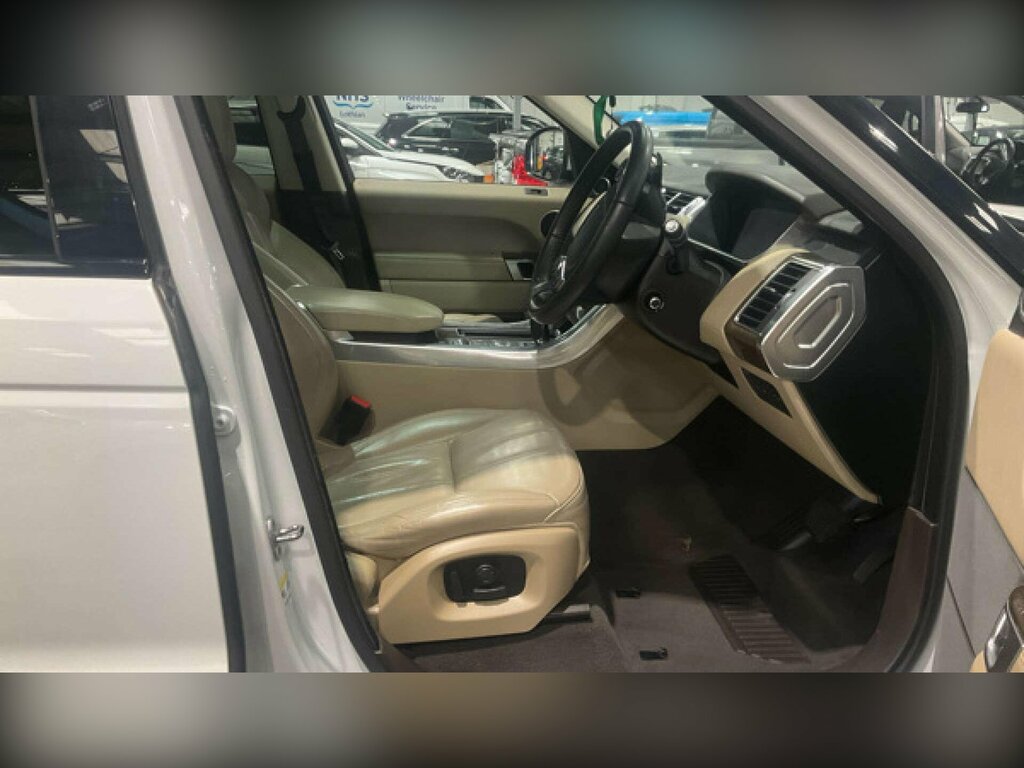 Land Rover Range Rover Sport 3.0 Sd V6 Hse Suv 4Wd Euro 6 Ss White #2