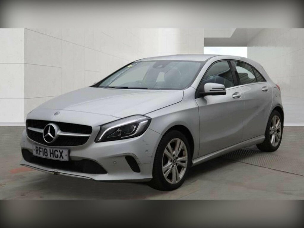 Mercedes-Benz A Class 1.5 A180d Sport Premium Hatchback 7G- Silver