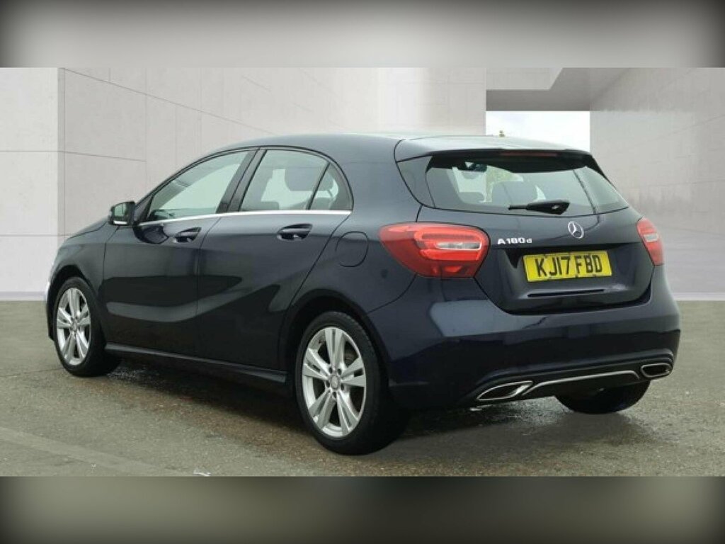 Mercedes-Benz A Class 1.5 A180d Sport Hatchback 7G-dct Euro 6 Blue #5