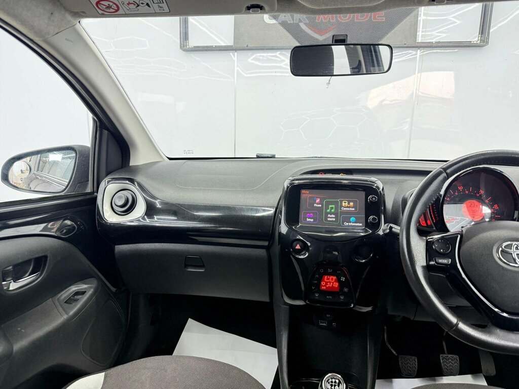 Toyota Aygo Hatchback Black #21