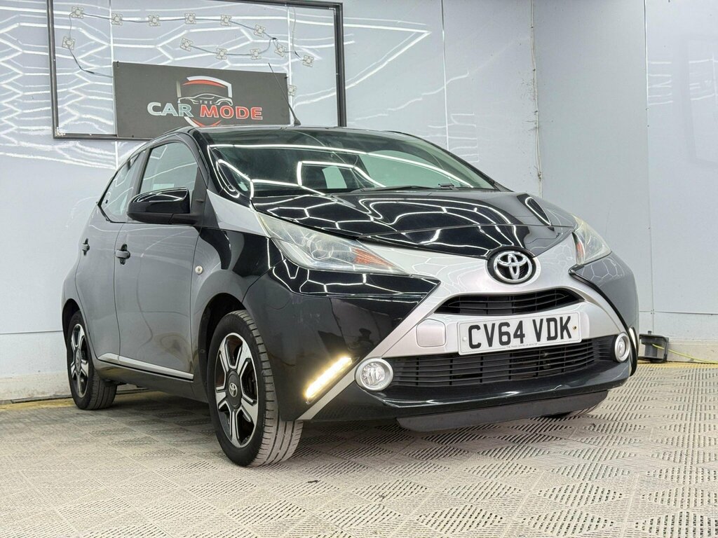 Toyota Aygo 1.0 Vvt-i X-clusiv Euro 5 Euro 5 Black #4