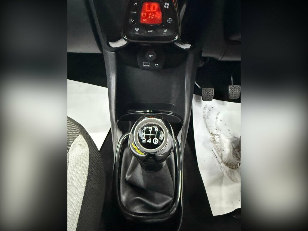 Toyota Aygo Hatchback Black #26