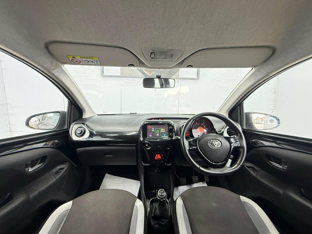 Toyota Aygo Hatchback Black #18