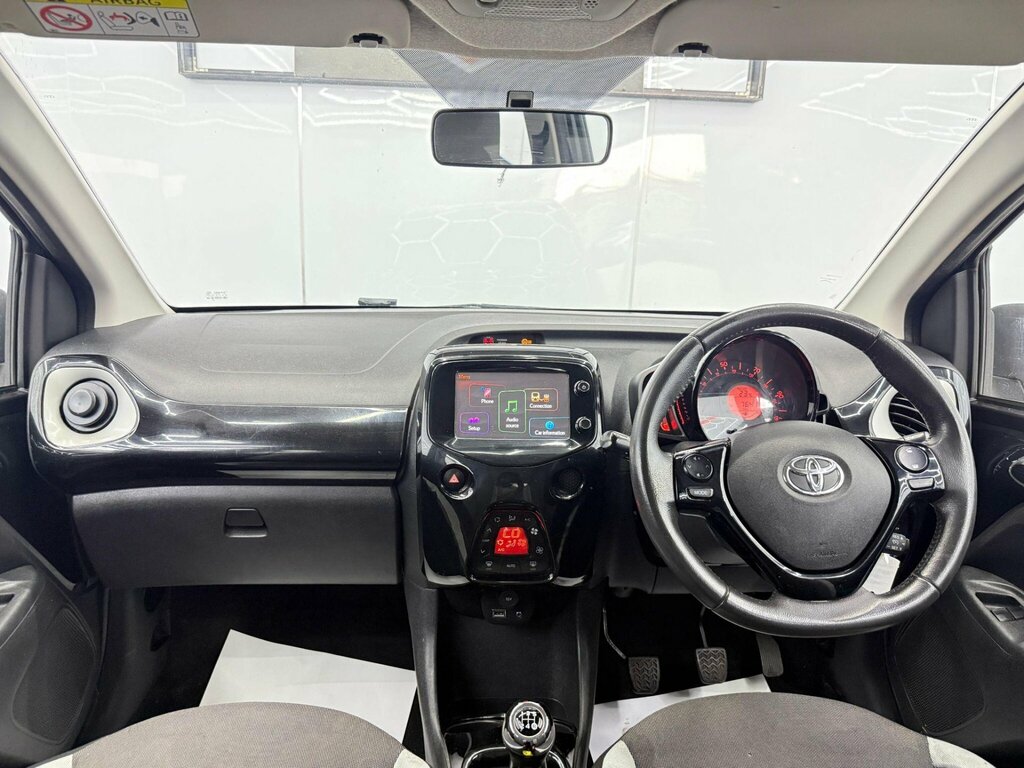 Toyota Aygo Hatchback Black #19