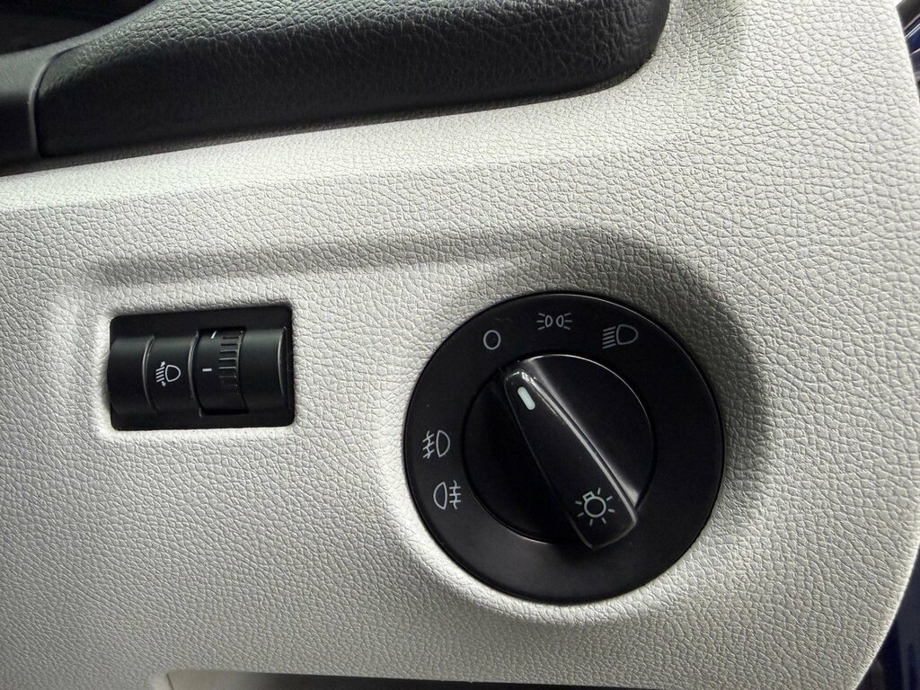 Skoda Fabia 1.2 Se 12V Silver #37