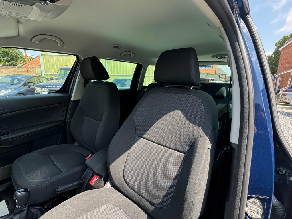 Skoda Yeti Hatchback White #13