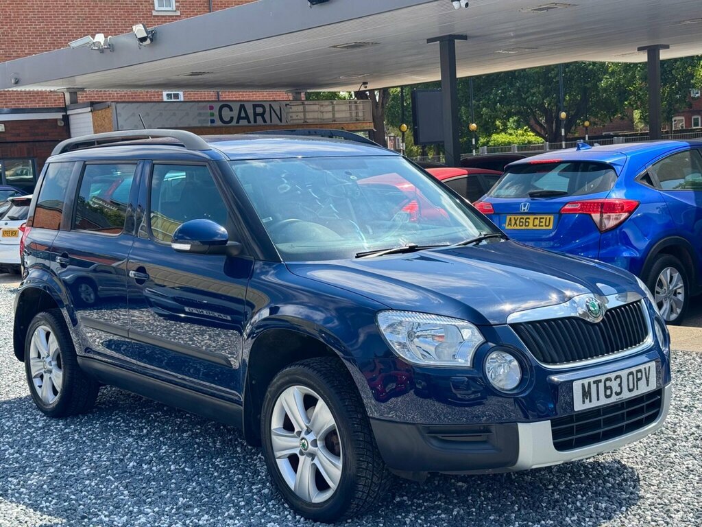 Skoda Yeti Hatchback White #9