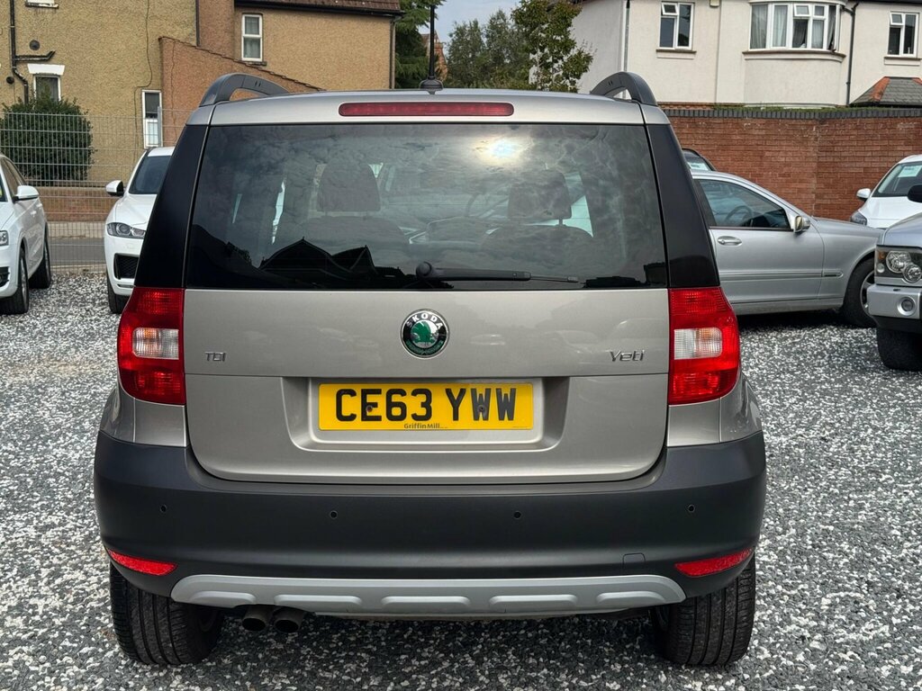 Skoda Yeti Diesel Silver #7