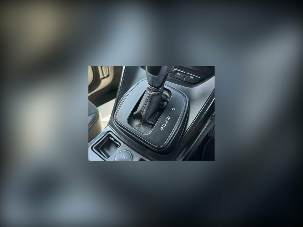 Ford Kuga 1.5 Tdci St-line Powershift Euro 6 Ss AJ17WOA Red #2