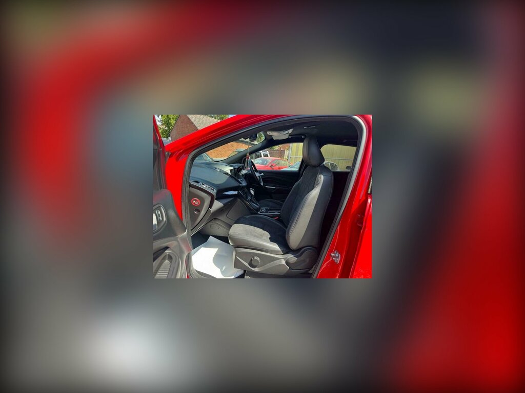 Ford Kuga 1.5 Tdci St-line Powershift Euro 6 Ss AJ17WOA Red #5