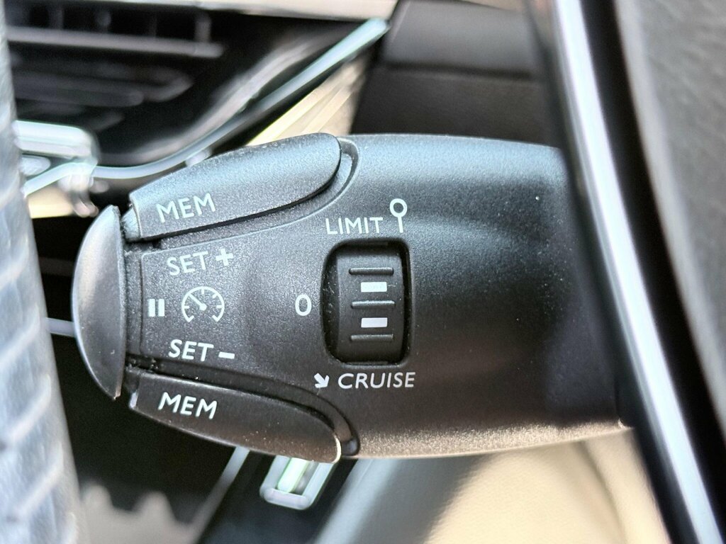 Peugeot 208 Hatchback Puretech Gt Ss #26