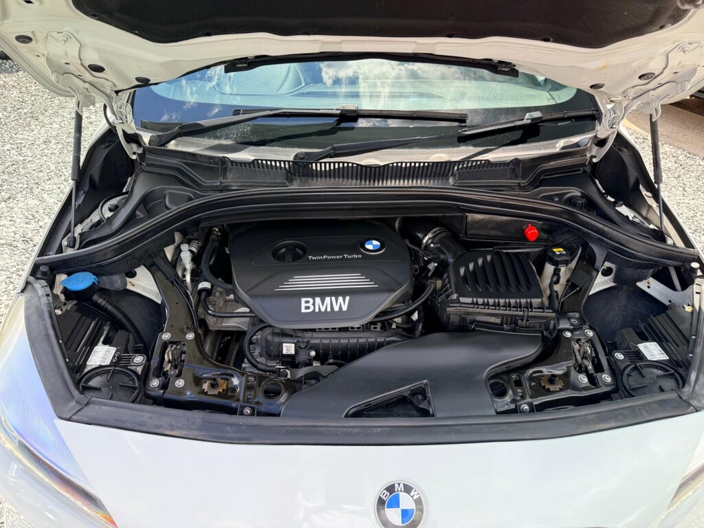 BMW 2 Series Gran Tourer Luxury Black #42