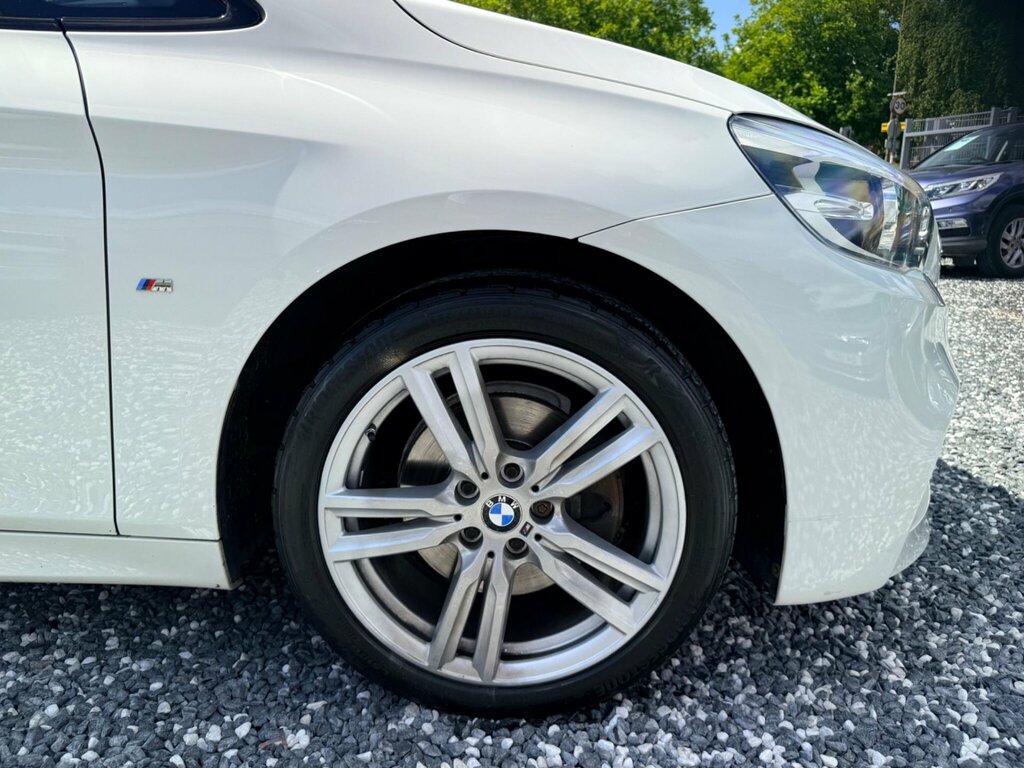 BMW 2 Series Gran Tourer Luxury Black #45