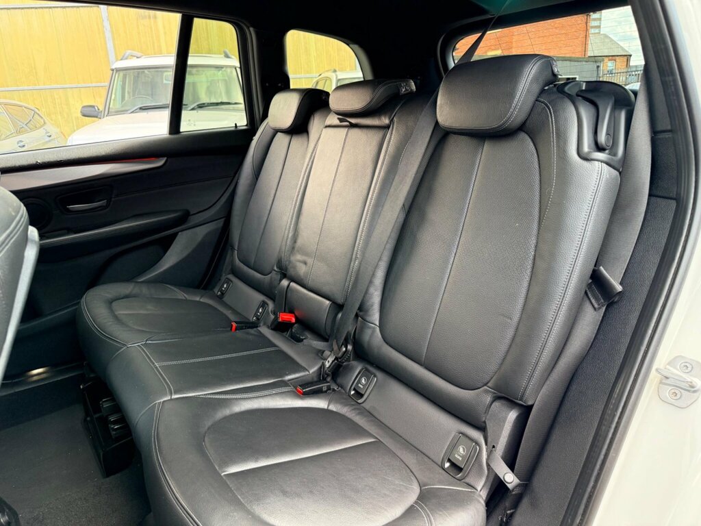 BMW 2 Series Gran Tourer Luxury Black #31
