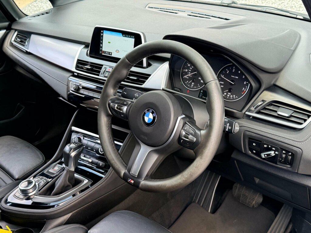 BMW 2 Series Gran Tourer Luxury Black #54