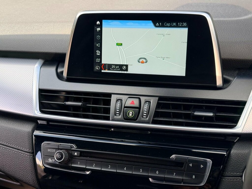 BMW 2 Series Gran Tourer Luxury Black #48