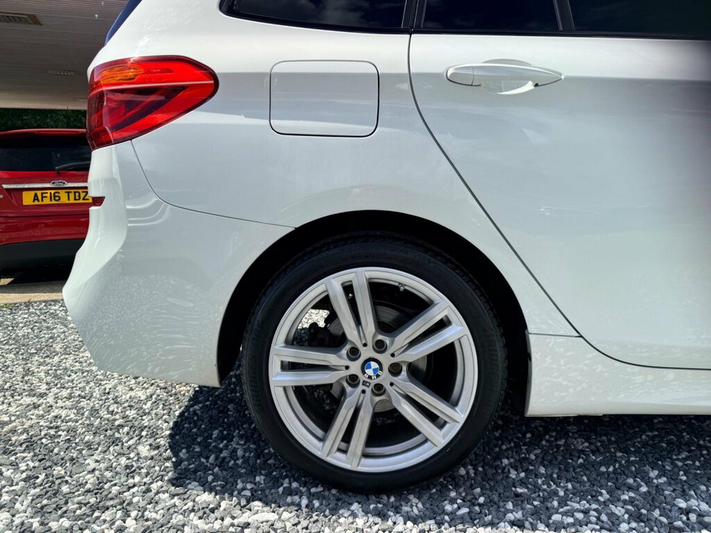 BMW 2 Series Gran Tourer Luxury Black #44