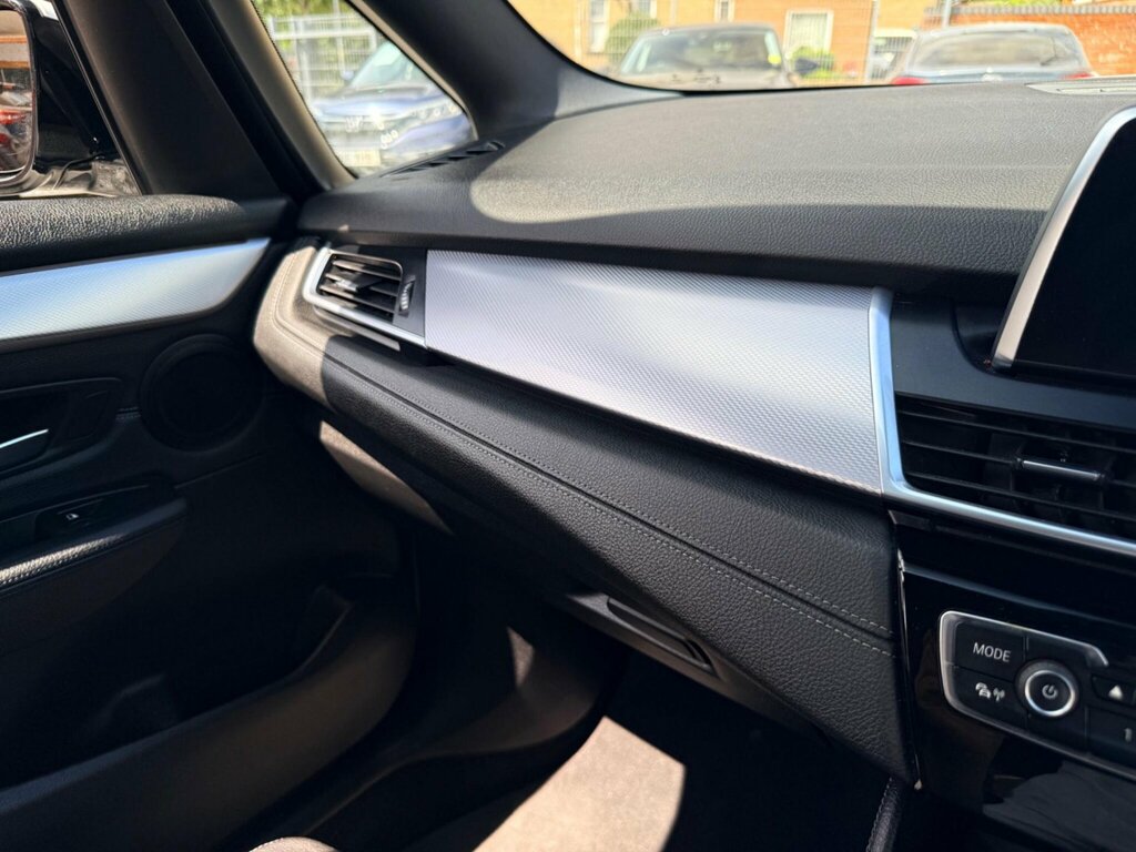 BMW 2 Series Gran Tourer Luxury Black #28