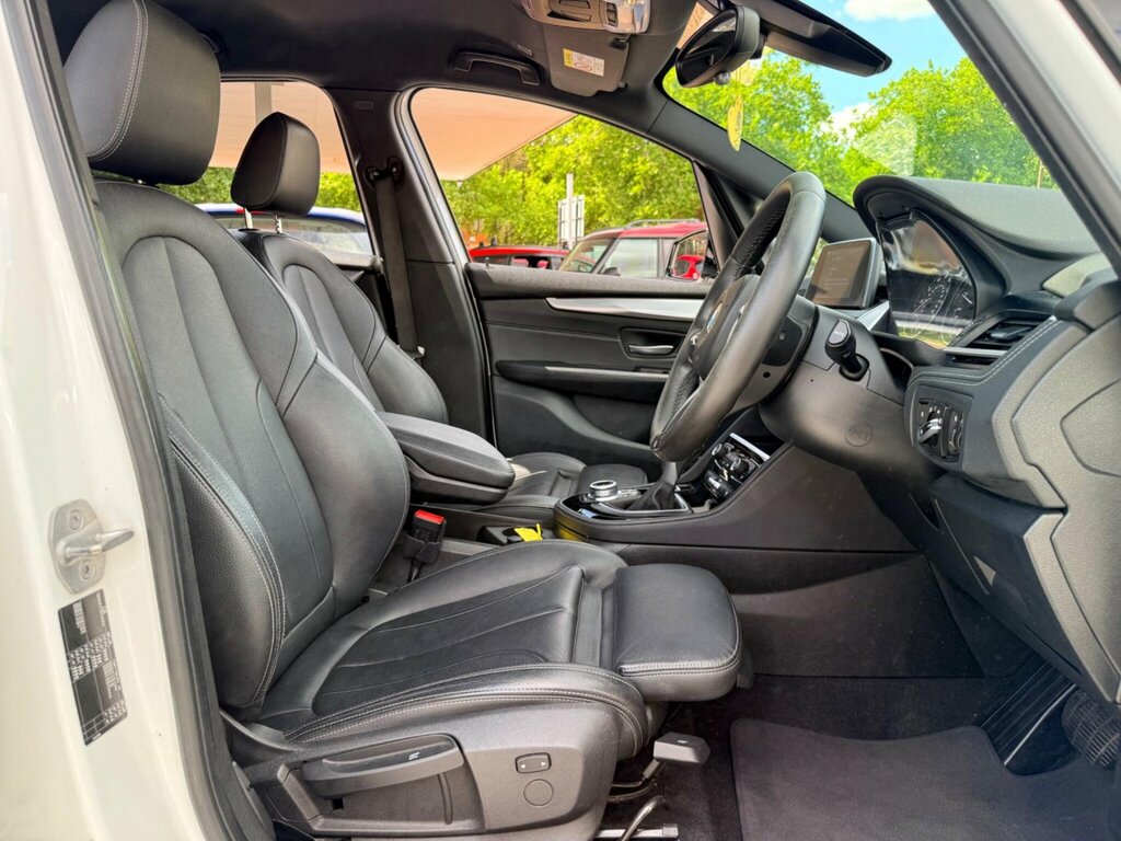 BMW 2 Series Gran Tourer Luxury Black #12