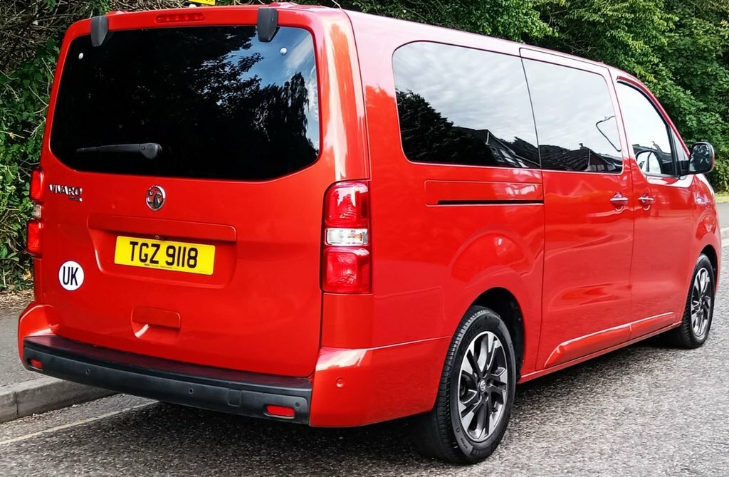 Vauxhall Vivaro 2L Elite L Red #6