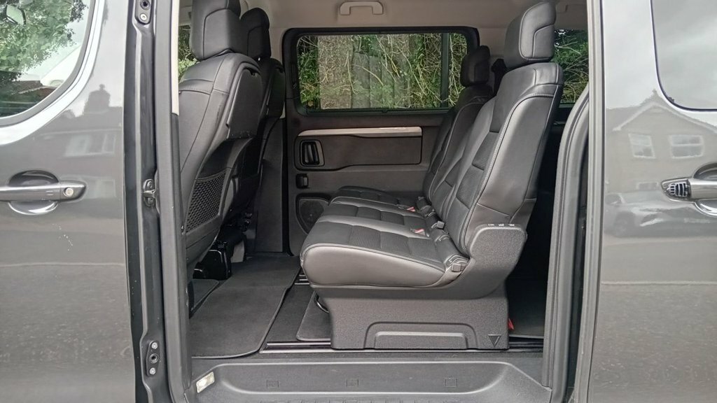 Peugeot e-Traveller Mpv Grey #2