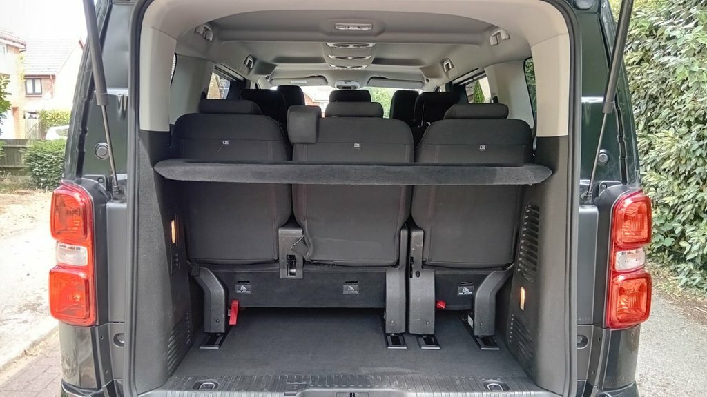 Peugeot Traveller 1.5L Active Black #5