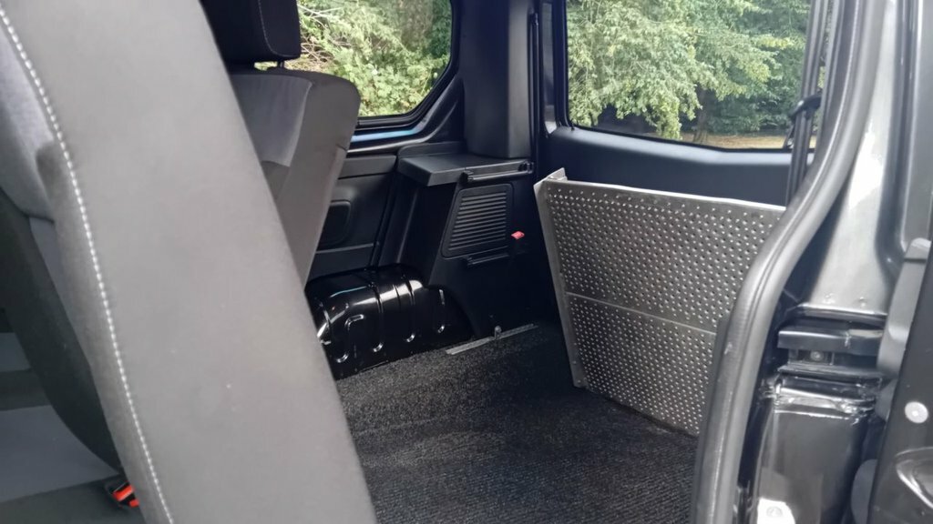Vauxhall Vivaro Combi NK18CLY Black #4