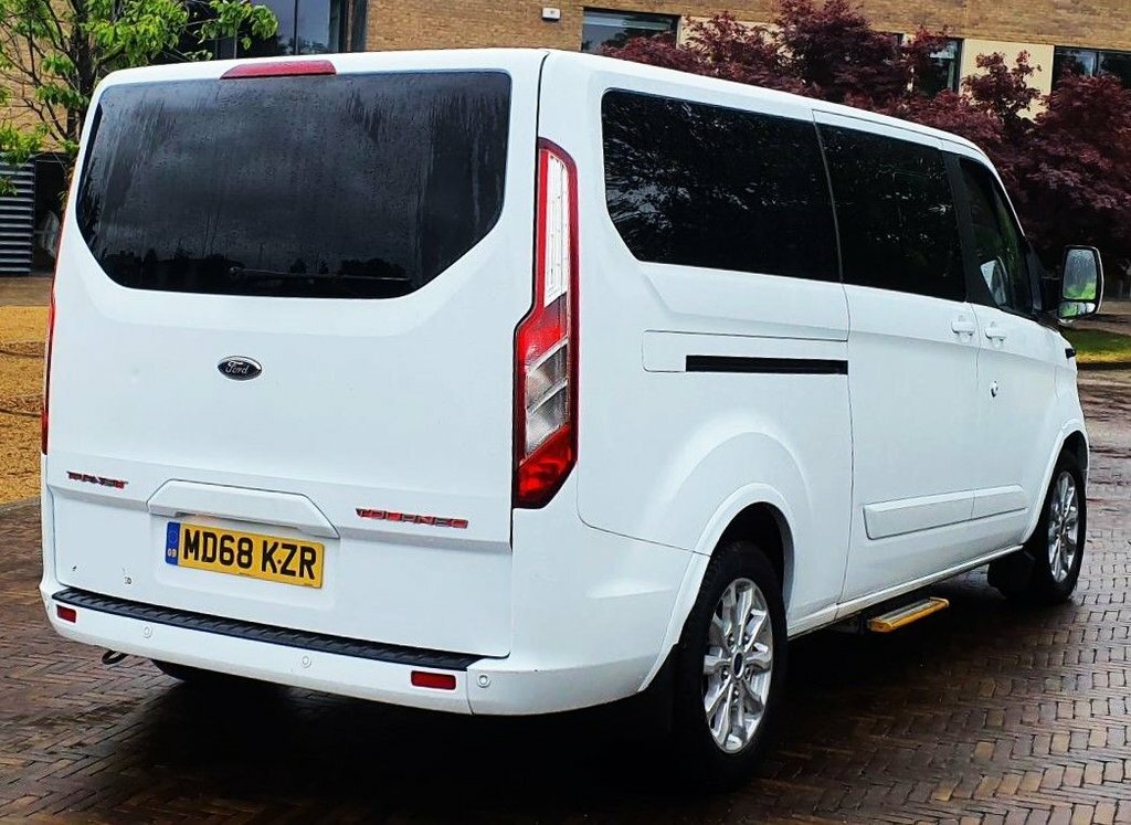 Ford Tourneo Custom 2L Titanium White #2