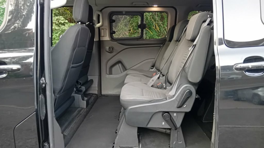 Ford Tourneo Custom 2L Titanium Black #2