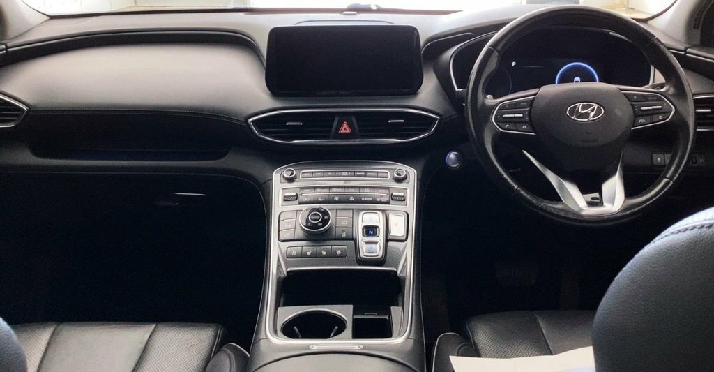 Hyundai Santa Fe 1.6L Ultimate Black #2