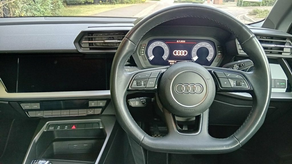 Audi A3 1.5L Sport SB22UGY Black #2
