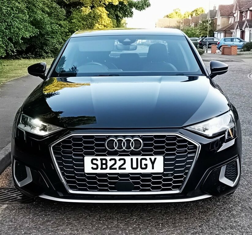 Audi A3 1.5L Sport SB22UGY Black #4