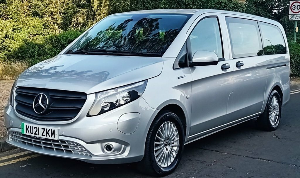 Mercedes-Benz eVito Evito Progressive White #7