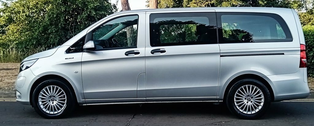 Mercedes-Benz eVito Evito Progressive White #8