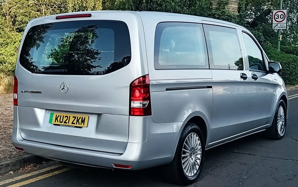 Mercedes-Benz eVito Evito Progressive White #12