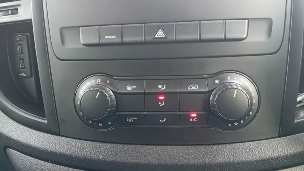 Mercedes-Benz eVito Evito Progressive White #30
