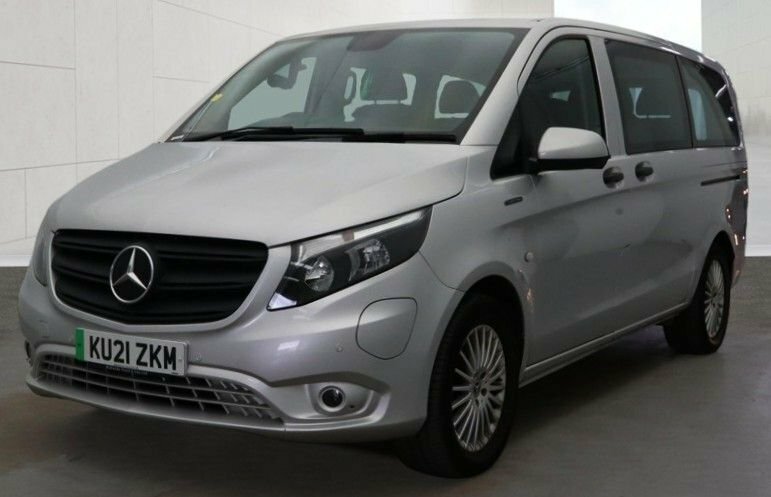Mercedes-Benz eVito Minibus Silver